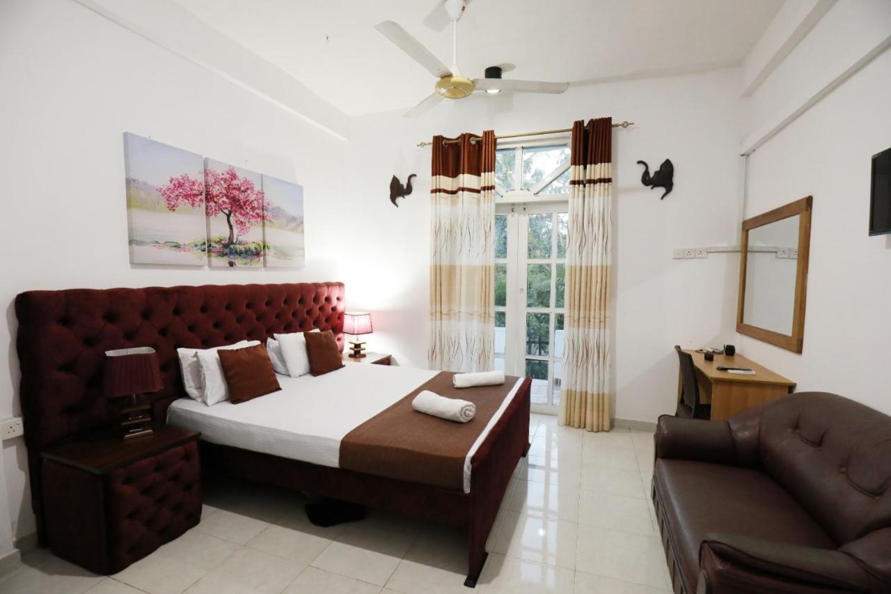 Seyara Holiday Resort Полонарува Екстериор снимка