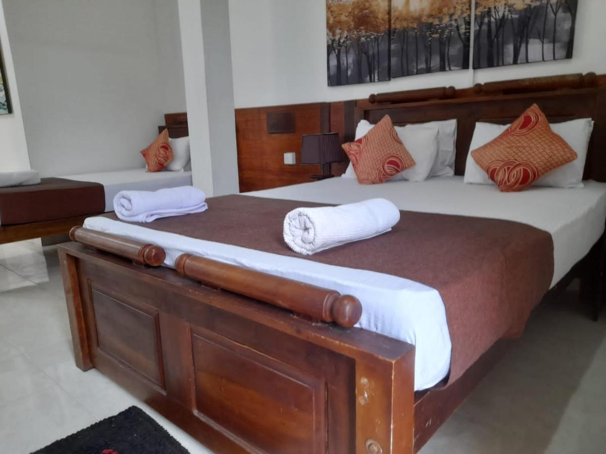 Seyara Holiday Resort Полонарува Екстериор снимка
