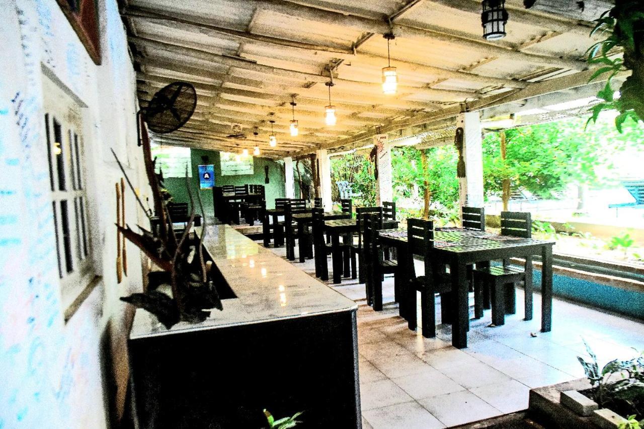 Seyara Holiday Resort Полонарува Екстериор снимка